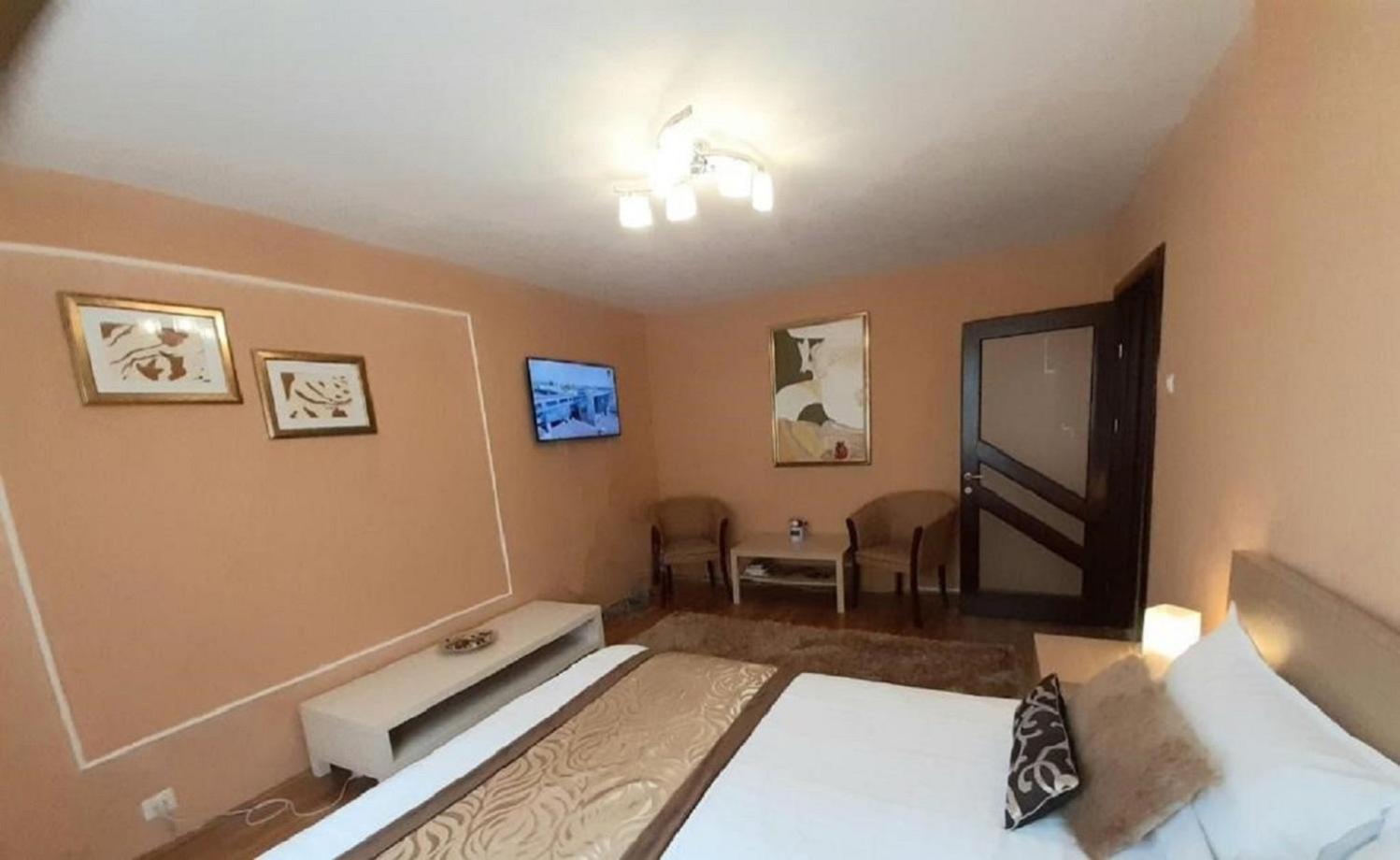 Apartament Central Piatra Neamt Exterior photo